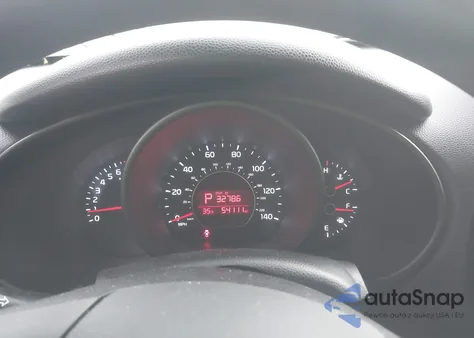 2016 Kia Soul + z USA, uszkodzony, nr VIN KNDJP3A56G7409620